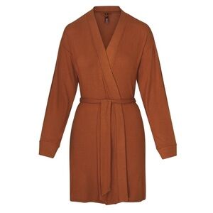 Skims SLEEP ROBE | CAMEL small
